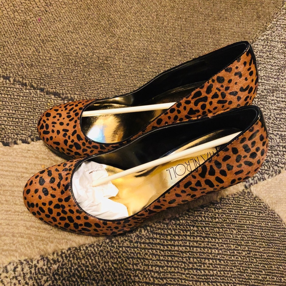 Heels - Picture 3 of 5